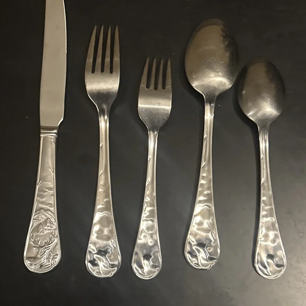 Cambridge Deer Hunting Pattern Satin Stainless Flatware 5 Piece Set Fork Spoon